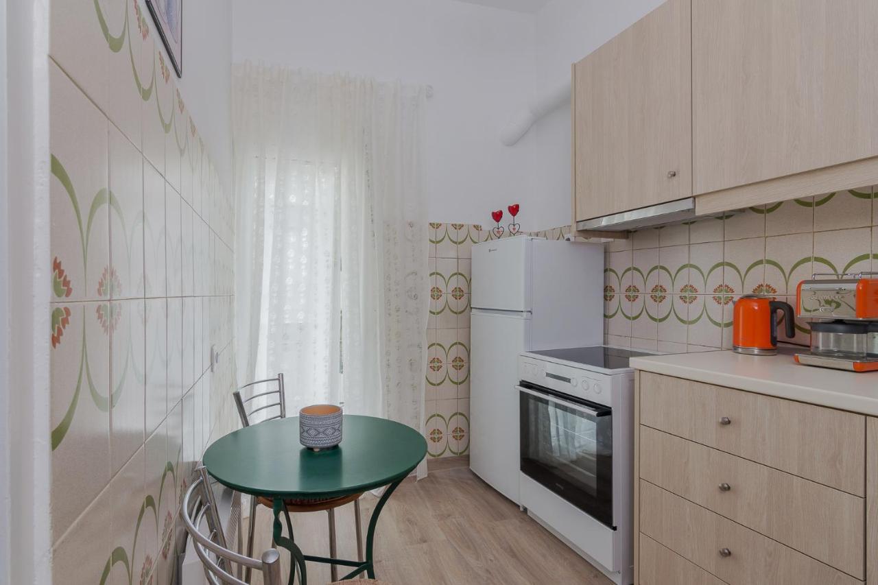 Nice Studio In Pagkrati Atena Exterior foto